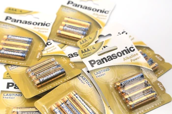 4uds AAA baterijas Panasonic alkaline 1.5 V LR03 baterijas
